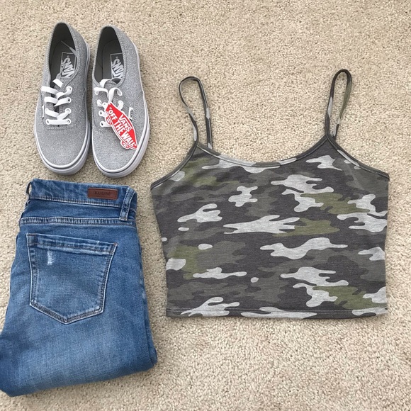 Tops - Camo Print Cropped Tank